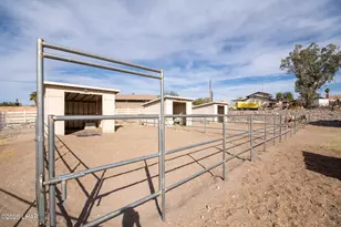 1024 Fathom Dr, Lake Havasu City, AZ 86404 - Photo 20