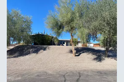 3661 Parkview Dr, Lake Havasu City, AZ 86406 - Photo 2