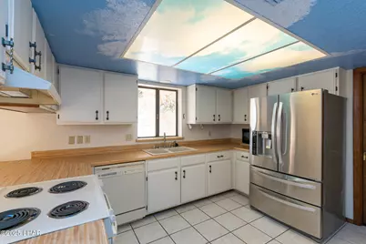 3056 Indian Head Dr, Lake Havasu City, AZ 86406 - Photo 18