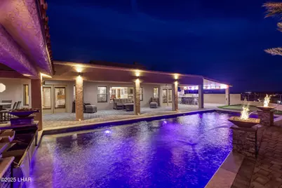 3305 Crestwind Dr, Lake Havasu City, AZ 86404 - Photo 2