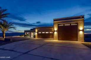 3305 Crestwind Dr, Lake Havasu City, AZ 86404 - Photo 4