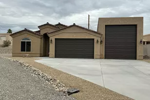 990 Hacienda Cir, Lake Havasu City, AZ 86403 - Photo 1