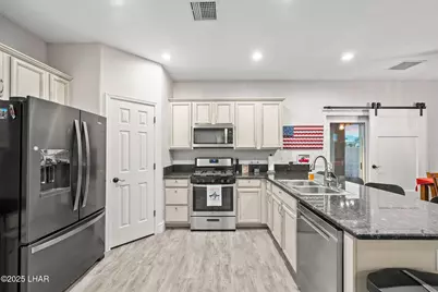 1797 E Alder Cir, Lake Havasu City, AZ 86404 - Photo 6