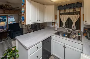 555 Beachcomber Blvd, Lake Havasu City, AZ 86403 - Photo 12