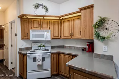 1905 Victoria Farms Rd #137, Lake Havasu City, AZ 86404 - Photo 10
