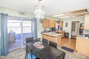 2215 Malahini Dr, Lake Havasu City, AZ 86404 - Photo 12