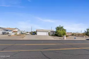 1446 McCulloch Blvd S, Lake Havasu City, AZ 86406 - Photo 2