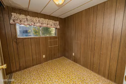 10537 Picnic Dr, Parker, AZ 85344 - Photo 16