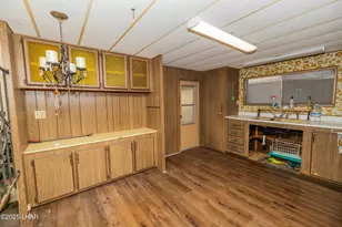 10537 Picnic Dr, Parker, AZ 85344 - Photo 8