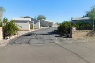 675 N Tesota Ln, Quartzsite, AZ 85346 - Photo 2