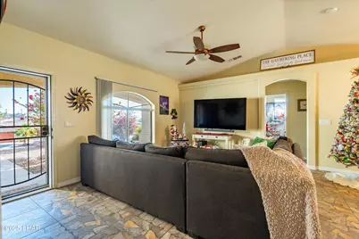 2967 Winterhaven Dr, Lake Havasu City, AZ 86404 - Photo 6
