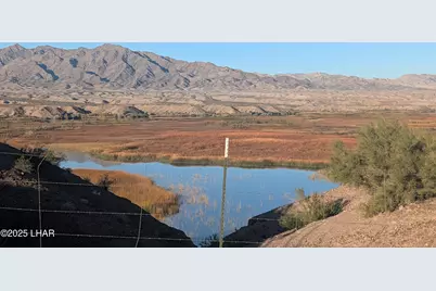 1084 Riverside Dr, Lake Havasu City, AZ 86404 - Photo 12