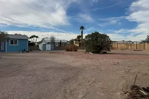 49784 Rainbow Ave, Quartzsite, AZ 85346 - Photo 2