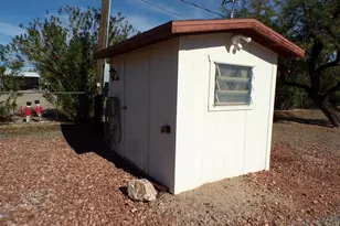 25620 Pendelton Way, Bouse, AZ 85325 - Photo 12