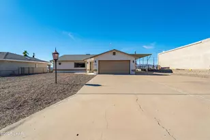 1625 Navigator Dr, Lake Havasu City, AZ 86404 - Photo 2