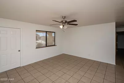 3641 Bluegrass Dr, Lake Havasu City, AZ 86406 - Photo 4