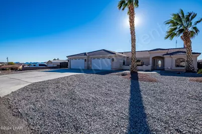 629 Sand Dab Dr, Lake Havasu City, AZ 86404 - Photo 2
