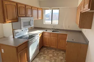 6614 W Brook Dr, Golden Valley, AZ 86413 - Photo 8