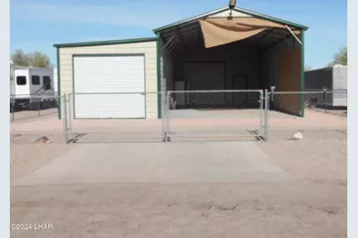 648 W Bonanza Dr, Quartzsite, AZ 85346 - Photo 4