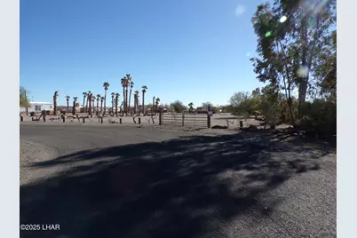 27992 Norris Ave, Bouse, AZ 85325 - Photo 8