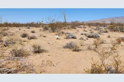 Lot 328 E Oscar Dr, Yucca, AZ 86438 - Photo 4