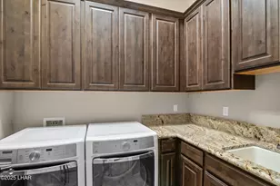 662 Island Dr, Lake Havasu City, AZ 86403 - Photo 32