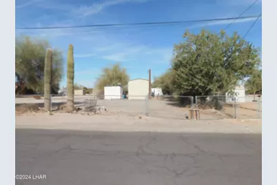 760 W Cowell St, Quartzsite, AZ 85346 - Photo 2