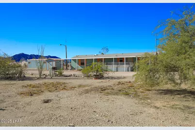 400 N Moon Mountain Ave, Quartzsite, AZ 85346 - Photo 1