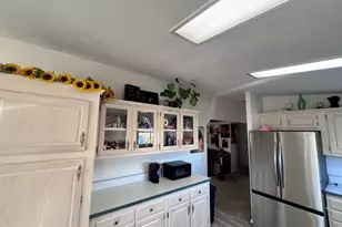 7532 N Valley View Dr, Lake Havasu City, AZ 86404 - Photo 10