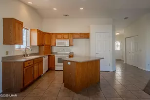 3662 Swordfish Dr, Lake Havasu City, AZ 86406 - Photo 2