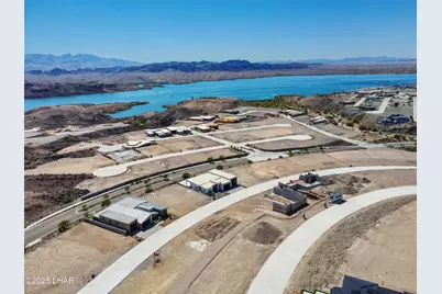 2404 Desert Rdg Ct W, Lake Havasu City, AZ 86406 - Photo 16