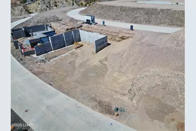 2408 Desert Rdg Ct W, Lake Havasu City, AZ 86406 - Photo 10