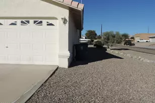 1697 Cardinal Dr, Lake Havasu City, AZ 86403 - Photo 2