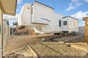 2012 Kingston Dr, Bullhead City, AZ 86442 - Photo 22