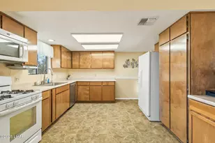 1551 Emerald Rd, Bullhead City, AZ 86442 - Photo 12