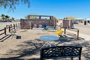 200 N Moon Mountain Ave, Quartzsite, AZ 85346 - Photo 32