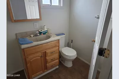 690 W Comanche Dr, Quartzsite, AZ 85346 - Photo 14