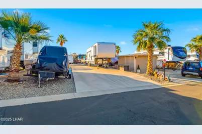 1905 Victoria Farms 216 Rd, Lake Havasu City, AZ 86404 - Photo 4