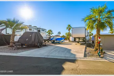 1905 Victoria Farms 216 Rd, Lake Havasu City, AZ 86404 - Photo 2