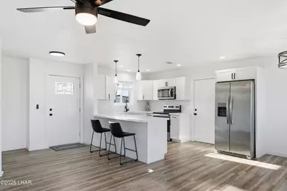 2205 Charing Cross Dr, Lake Havasu City, AZ 86404 - Photo 2