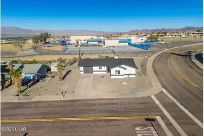 2205 Charing Cross Dr, Lake Havasu City, AZ 86404 - Photo 34