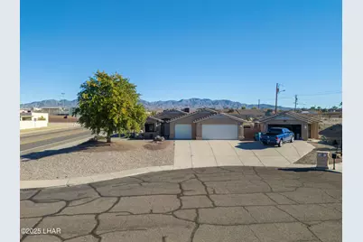 2460 Hummingbird Ln #101, Lake Havasu City, AZ 86403 - Photo 6