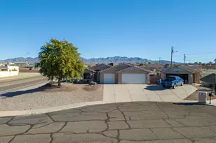 2460 Hummingbird Ln, Lake Havasu City, AZ 86403 - Photo 6