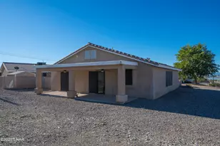 2460 Hummingbird Ln, Lake Havasu City, AZ 86403 - Photo 36