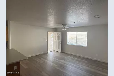 3386 Mockingbird Dr #A, Lake Havasu City, AZ 86406 - Photo 4