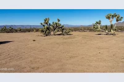 Lot 141 E Navajo Dr, Yucca, AZ 86438 - Photo 1