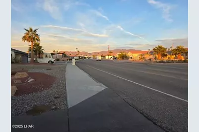 3221 Jamaica Blvd S, Lake Havasu City, AZ 86406 - Photo 14