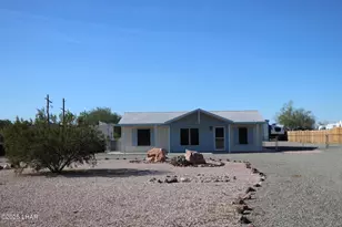 25536 Ochoco Way, Bouse, AZ 85325 - Photo 2