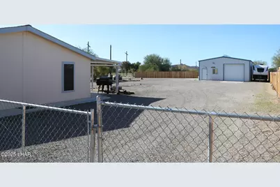 25536 Ochoco Way, Bouse, AZ 85325 - Photo 32