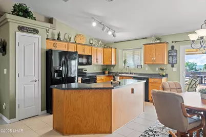 2534 Tanglewood Dr, Lake Havasu City, AZ 86403 - Photo 4
